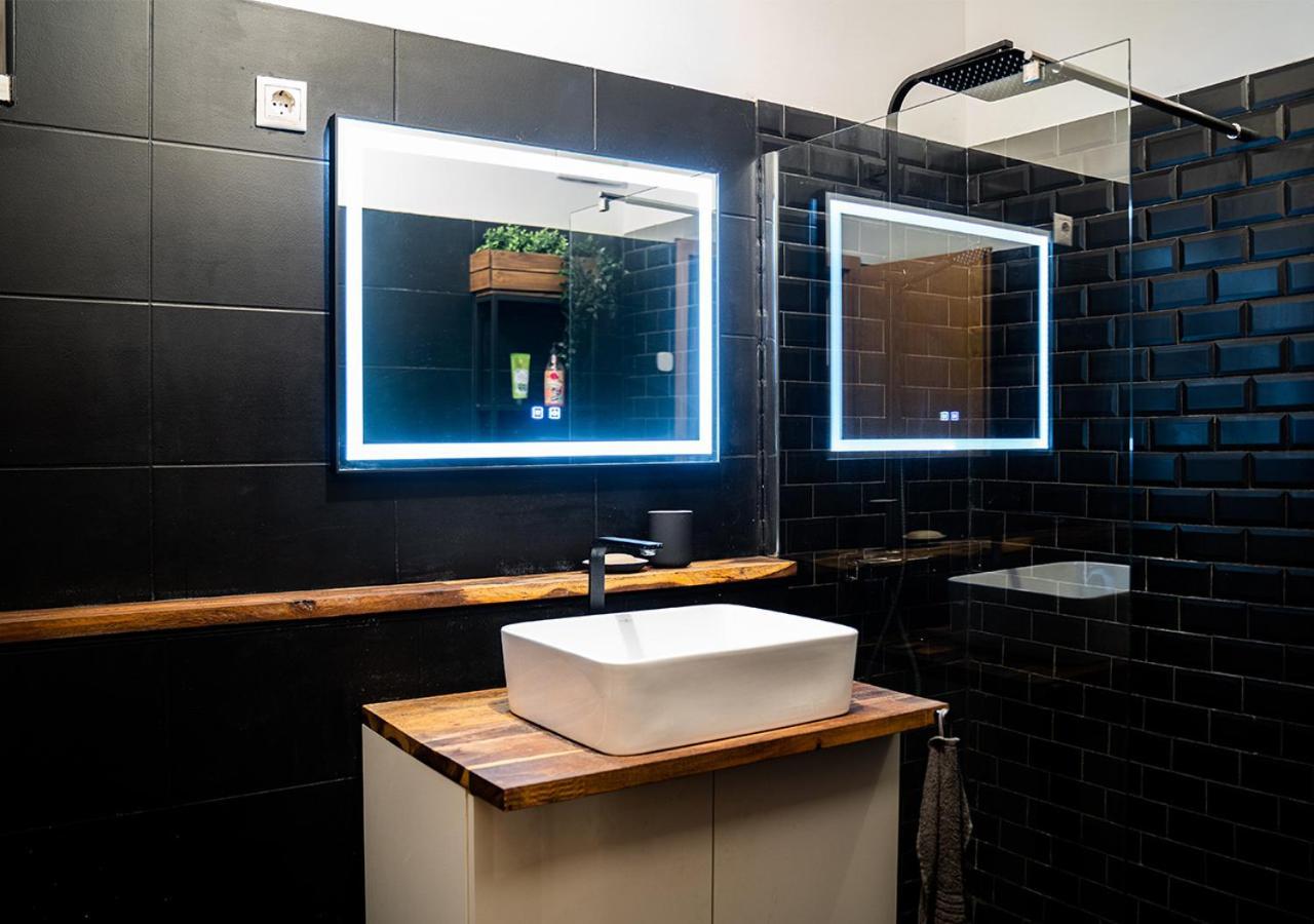 Free Parking - Downtown Location, Balcony & Nespresso Apartment Budapest Ngoại thất bức ảnh